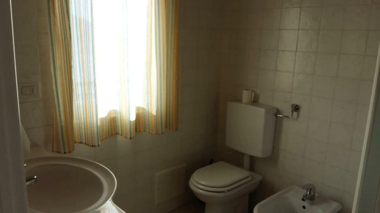 Casa Delle Camelie Apartment Sorico